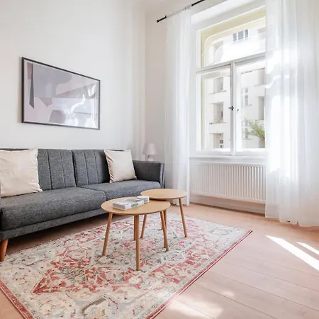 Apartamento Blueground žižkov View Nr Vítkov Hill Prg-105 Praga